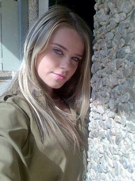 イスラエル軍の女性兵士105