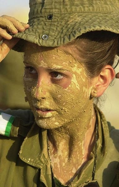 イスラエル軍の女性兵士136