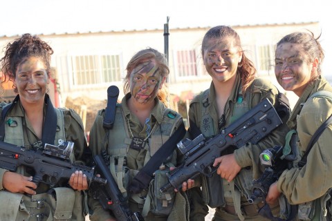 イスラエル軍の女性兵士26